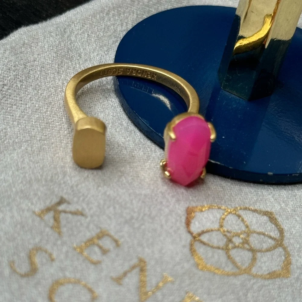 Kendra Scott Gold & Pink Pryde Open M/L ring - Picture 1 of 3